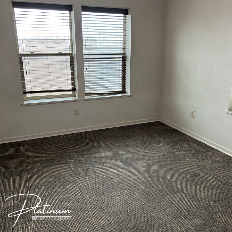 Photo - 642 W Granite St Unit G