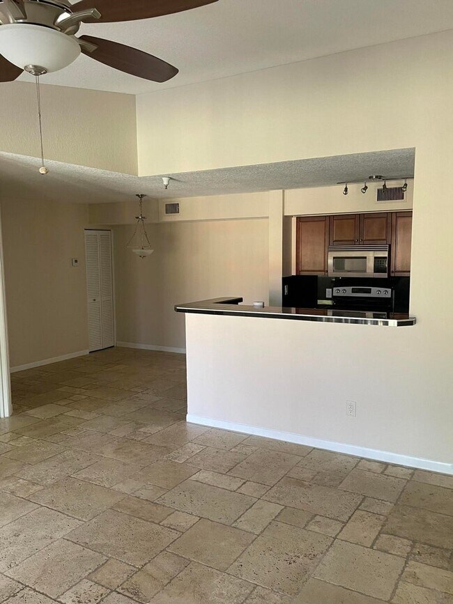 160 Yacht Club Way