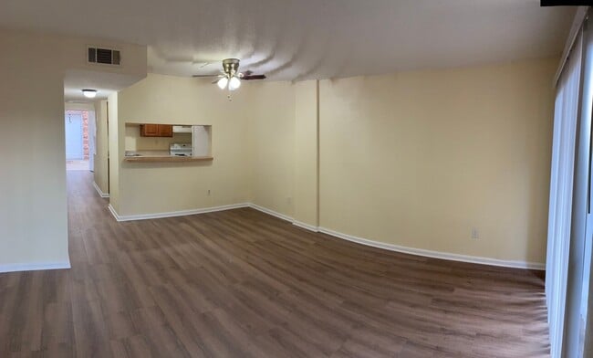 Photo - 2317 Giuffrias Ave