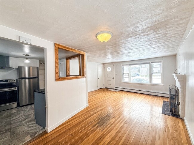 Photo - 16 Christy Ln