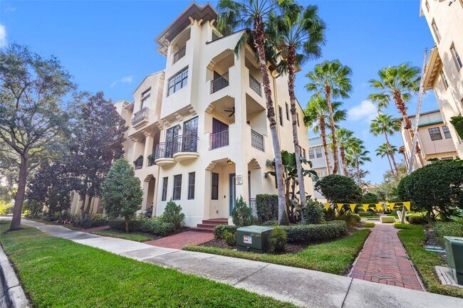 Photo - 6039 Printery St