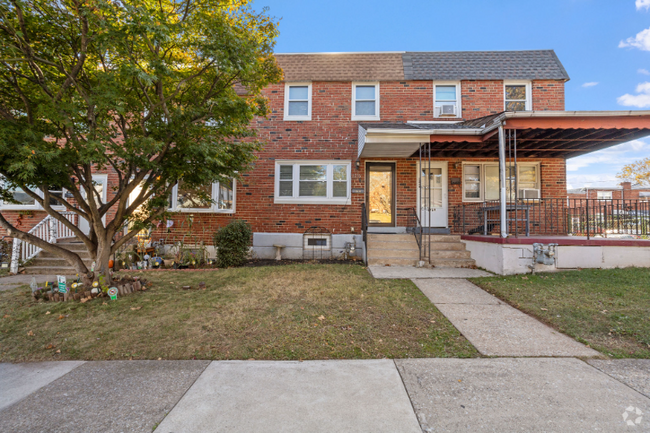 Building Photo - 1216 W Washington St Rental