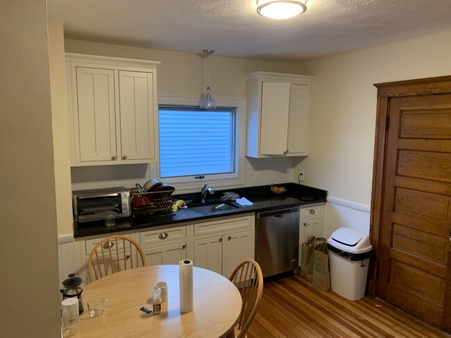 Photo - 258 Boston Ave Apartments Unit 3