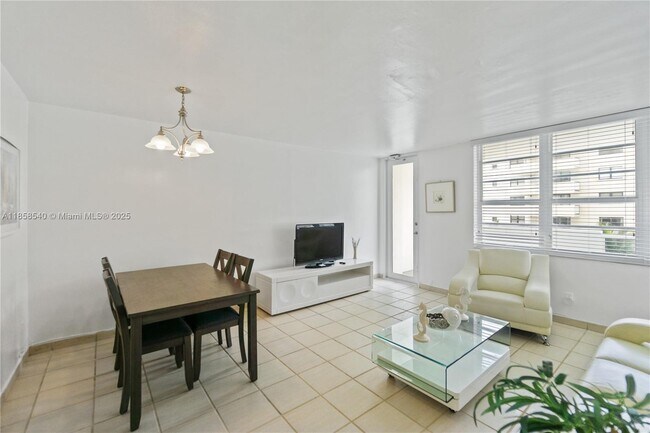 Photo - 100 Lincoln Rd Unit 734