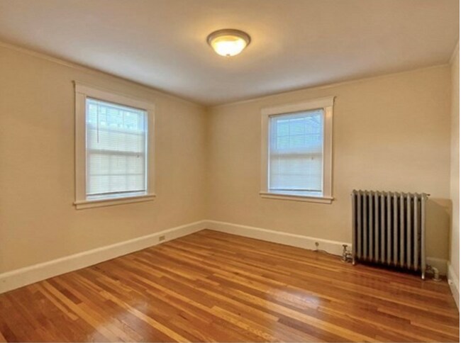 Photo - 24 Oxford St Unit 1