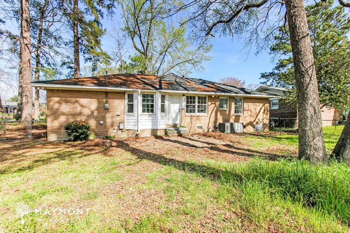 Photo - 1601 Granby Rd