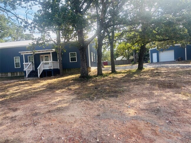 Photo - 189 Road Runner Ln