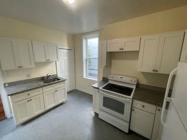 Photo - 1441 Tremont St Unit 2