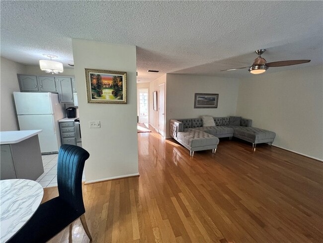 Photo - 2 Vis Gdns Trl Unidad 202