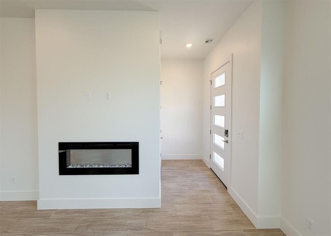 Photo - 13112 Maplewood Ave