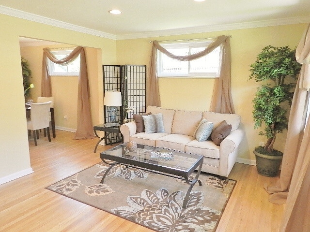 Photo - Stunning Rambler-Fantastic Location