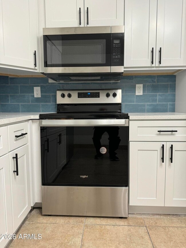 Photo - 450 N Williams