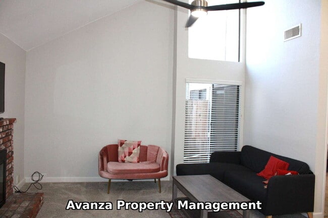 Home for Rent
2 Bed/2 Bath - 1,133 Sq Ft.
Rent: $1,995/month
Deposit: $2,992.5