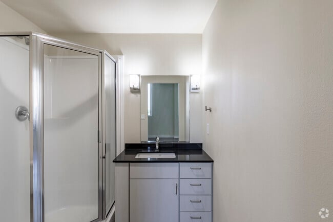 Studio - 266-495 SF