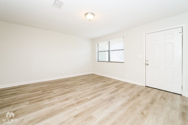 Photo - 10535 Jolynn Rd