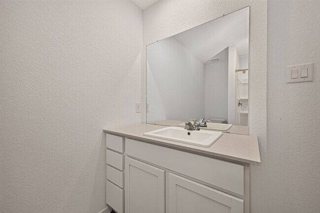 Photo - 31338 Black Cherry Holw Dr