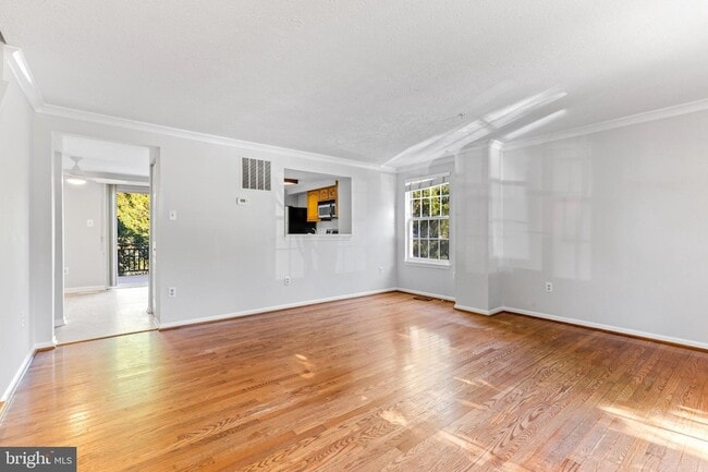 Photo - 1232 Quaker Ridge Dr