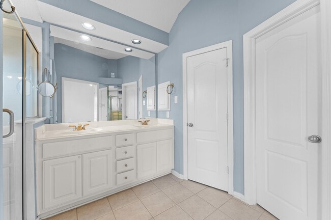 Photo - 2411 Clippers Square