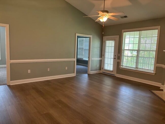 Photo - 89 Gallery Dr Unidad 202