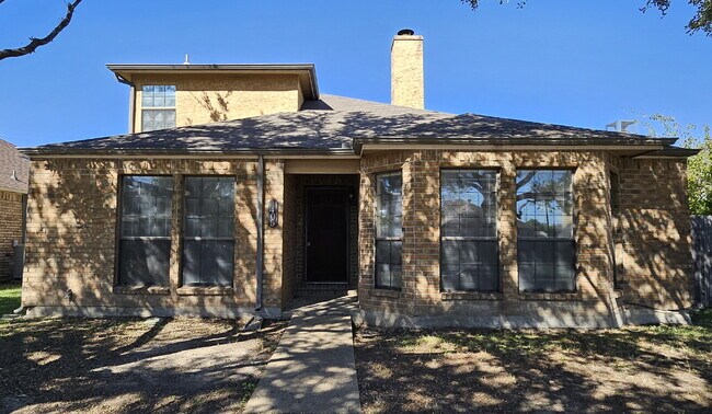 $2000 MESQUITE- Beautiful home with open f... - $2000 MESQUITE- Beautiful home with open f...