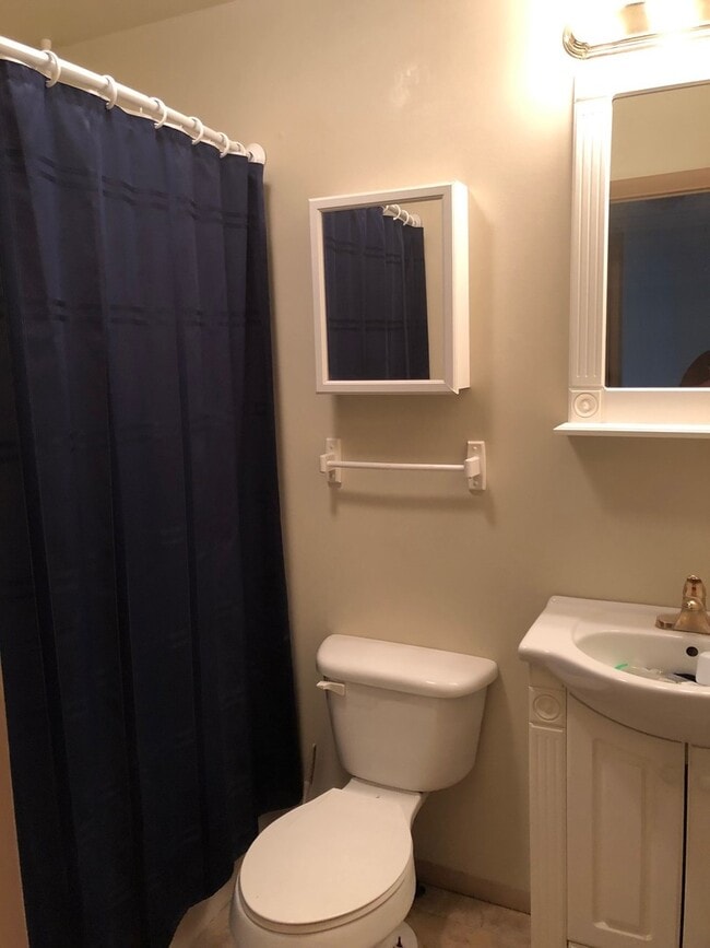 Photo - Cozy 2-bedroom Townhome on 935 West Whitehall