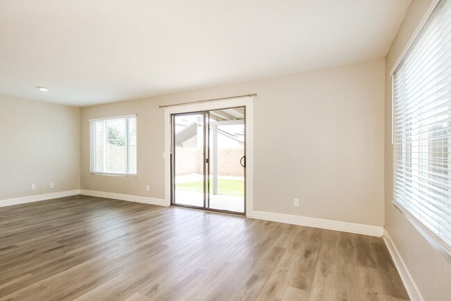 Photo - 8737 W Bluefield Ave