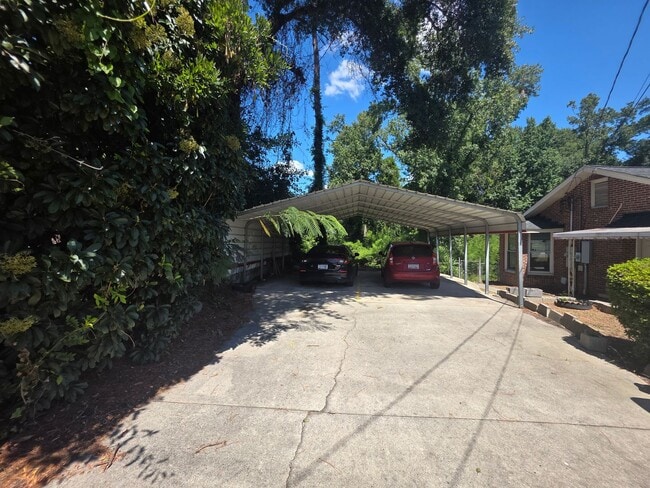Photo - 1241b Johnson Ave
