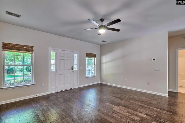 Photo - 389 Northwood St