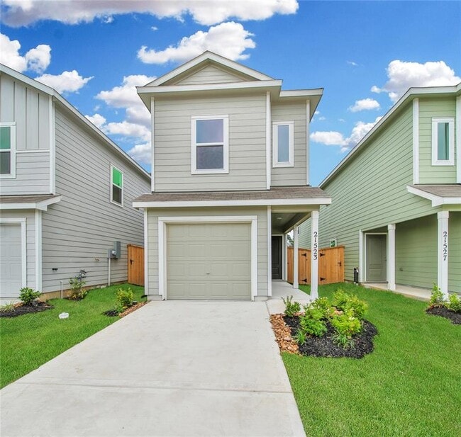 Photo - 21523 Carosella Dr House