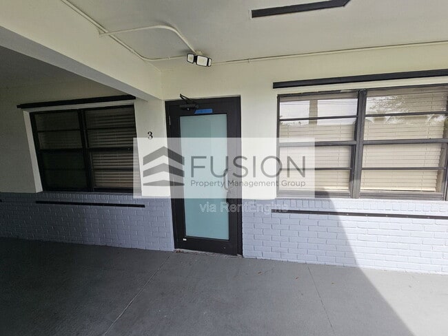 Building Photo - 1730 Acapulco Dr Unit 3