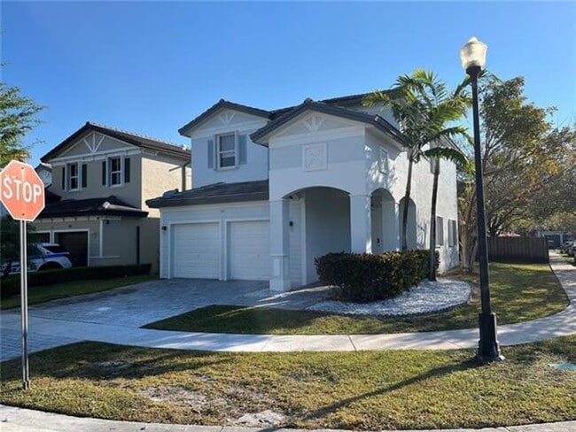 Photo - 349 NE 36th Terrace