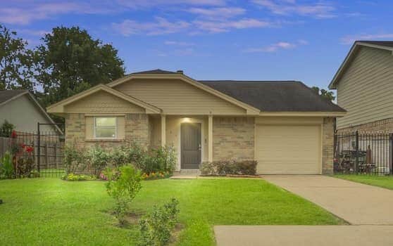 Building Photo - 3467 Overcross Dr Rental