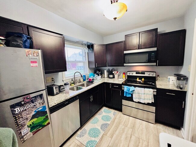 Photo - 5315 4 Unit Unit 1