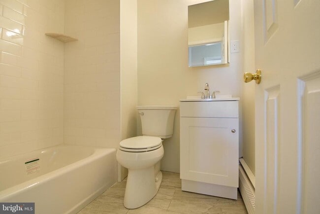 Photo - 2407 Manor Rd