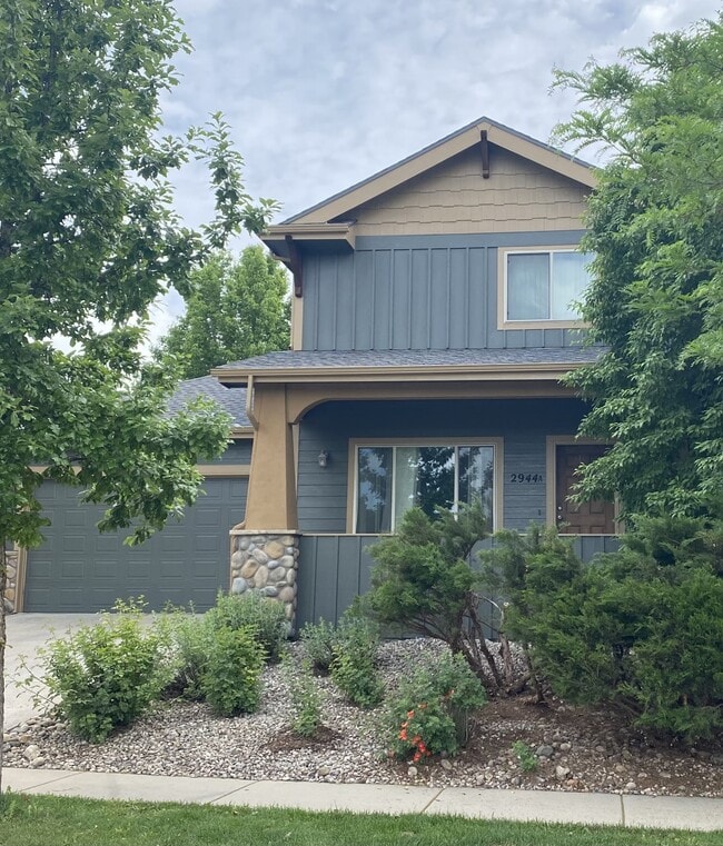 Beautiful and quiet townhome in Midtown Fort Collins - 2944 Des Moines Dr Townhome