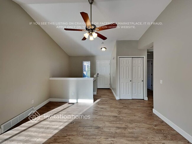 Photo - 9885 Garland Dr