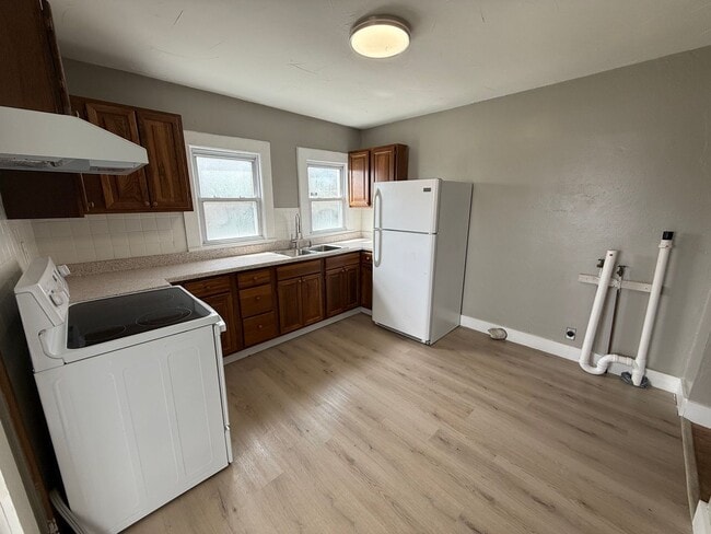 Photo - ***COMING SOON*** Charming 3 Bedroom 1 Bath home convenient to Middlebrook Pike in the West View ...