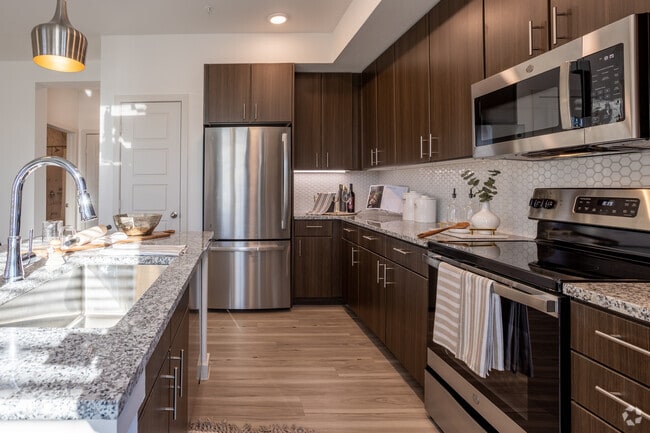 2HAB, 2BA - 1,104 ft² - Dalton Austin Residences