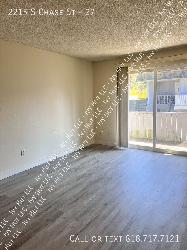 2215 S Chase St Unit 27