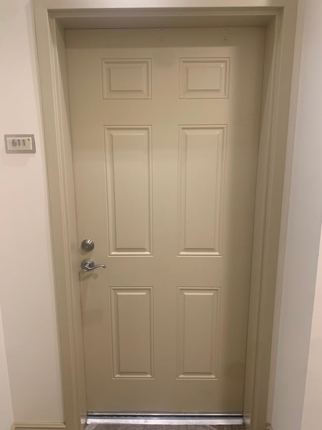 Exterior Apartment Door - 511 Lucerne Ave Unit The Lucerne