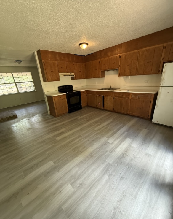 Photo - 1379 State Park Rd