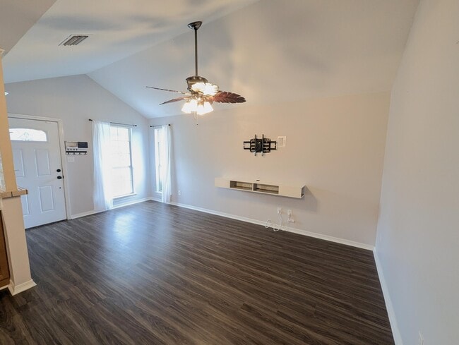Photo - 250 Terrance Ln
