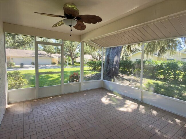 Photo - 4001 Oakhurst Dr