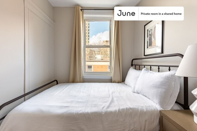 Photo - Room in Shared 2 bed/1.5 bath home Unit B