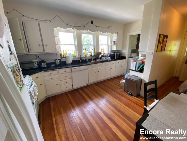 288 Foster St Unidad 2