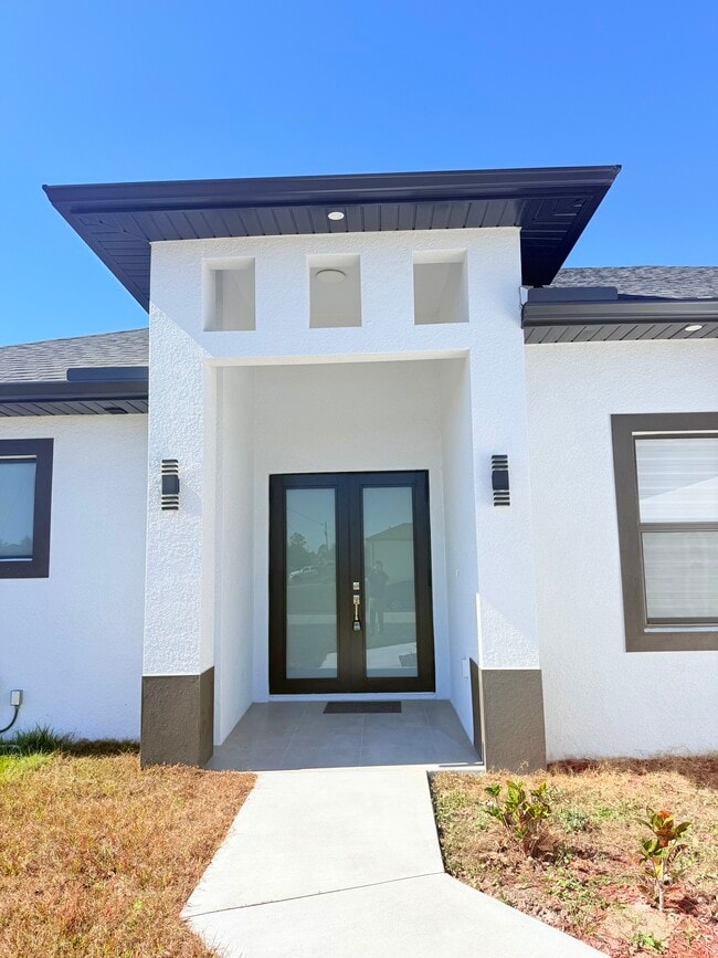 Photo - 2504 Vera Ave S