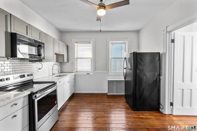 Photo - 394 Gregory St Unit 1