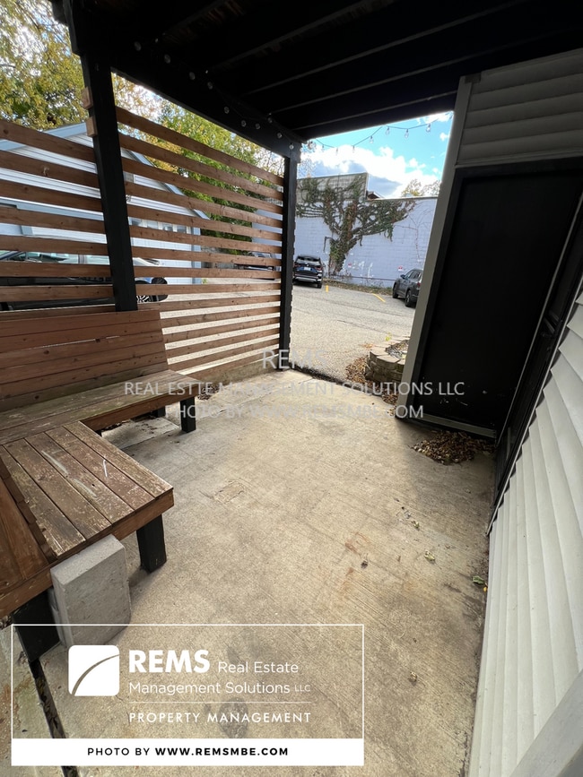 Photo - 813 Williamson St Unit 1