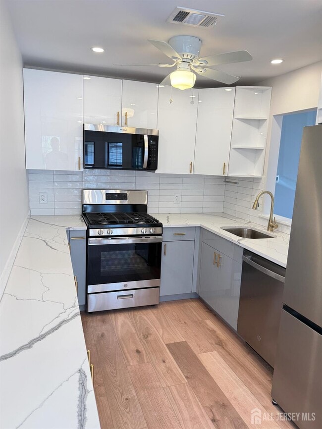 Photo - 1511 Pebble Pl