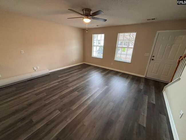 Photo - 107 Chapelwood Dr